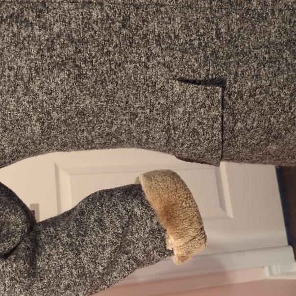 *Wool* Hilary Radley Gray Long Coat with Tan Collar (Removable button out Liner) - Picture 7 of 16